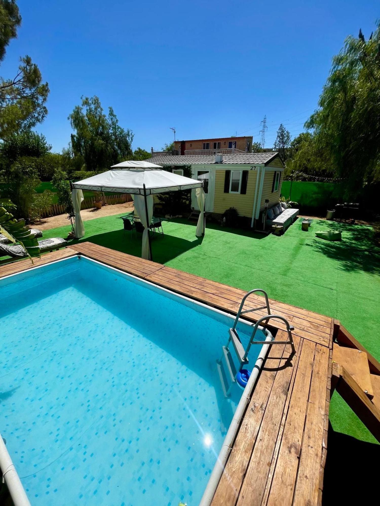 Nomada, Chalet Con Piscina En Alcala De Guadaira Exterior photo